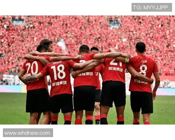 中国足球球迷冲突背后的原因与影响探讨及未来展望 中国足球球迷冲突背后的原因与影响探讨及未来展望