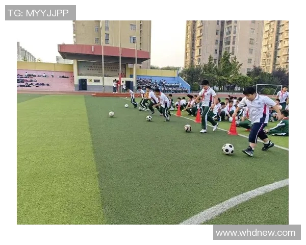 小型足球游戏的乐趣与技巧探索让我们一起享受激情四溢的足球时光