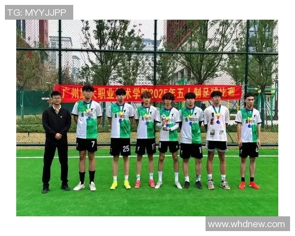 大学足球赛精彩推送全程回顾与精彩瞬间分享助力校园足球热潮